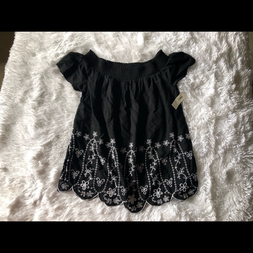 Old Navy off the shoulder top